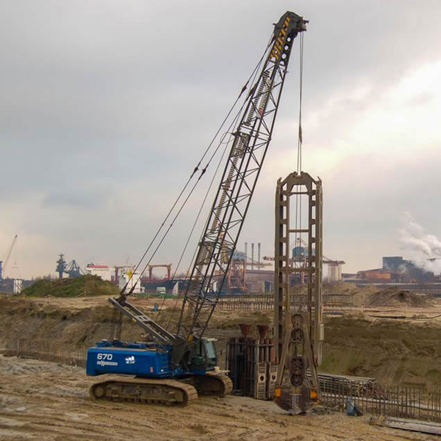 Duty-Cycle-Crane-670e 2