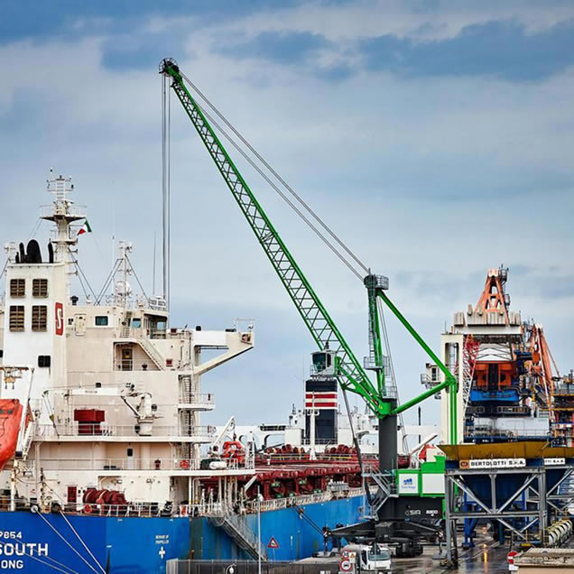 Port-Crane-9300e-2