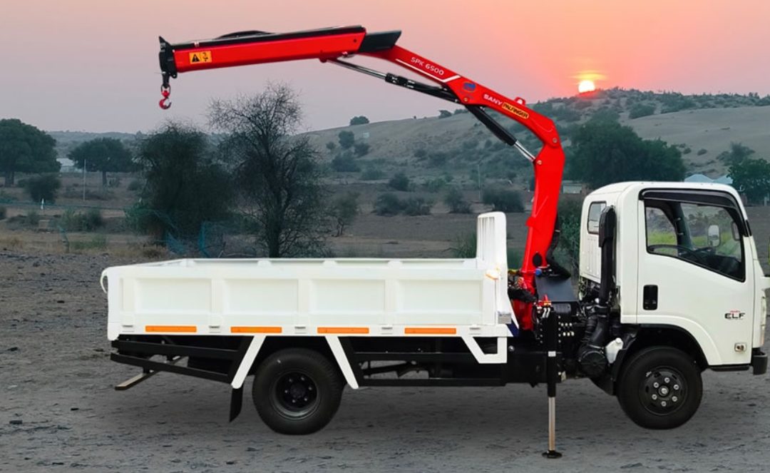 Mobile Crane 30 Ton, Bergaransi – Sanny Palfinger SPK 6500